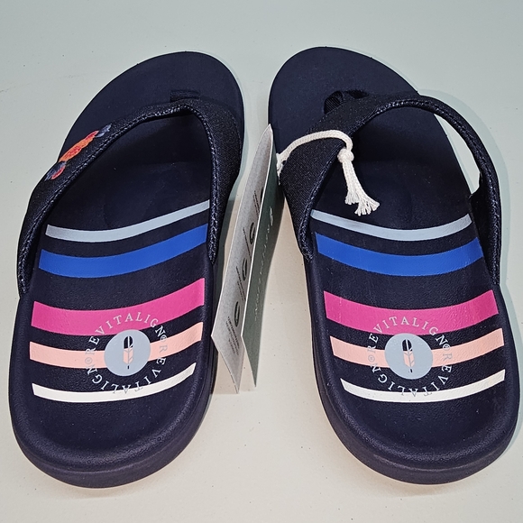 Revitalign Navy Flip Flops with Floral Design Size 6 NEW!! - Picture 2 of 5
